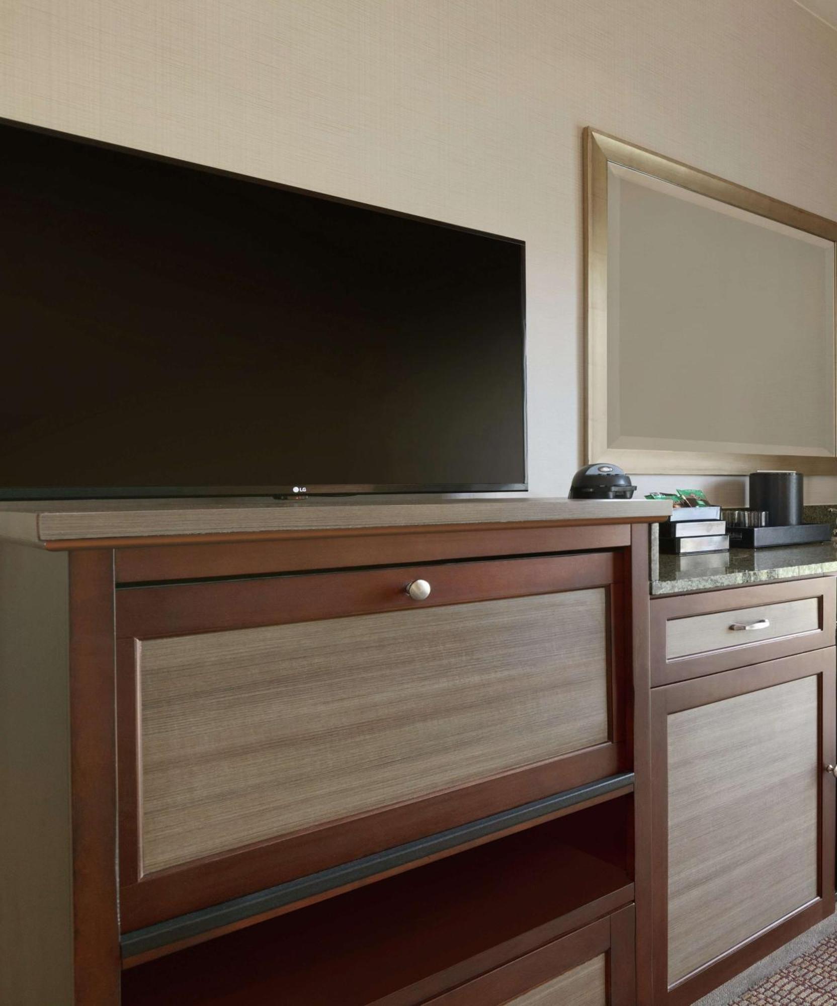 Embassy Suites By Hilton Temecula Valley Wine Country מראה חיצוני תמונה
