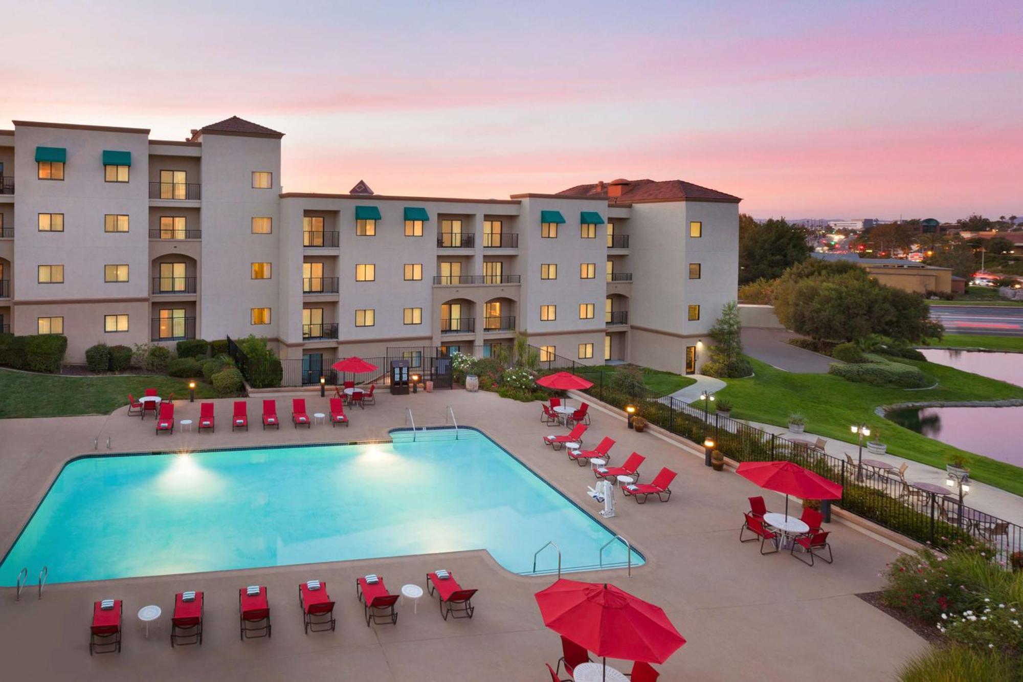 Embassy Suites By Hilton Temecula Valley Wine Country מראה חיצוני תמונה